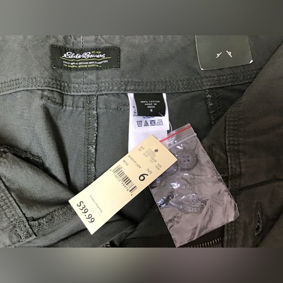 Eddie Bauer Ripstop Capris - Size 6 - Picture 5 of 5